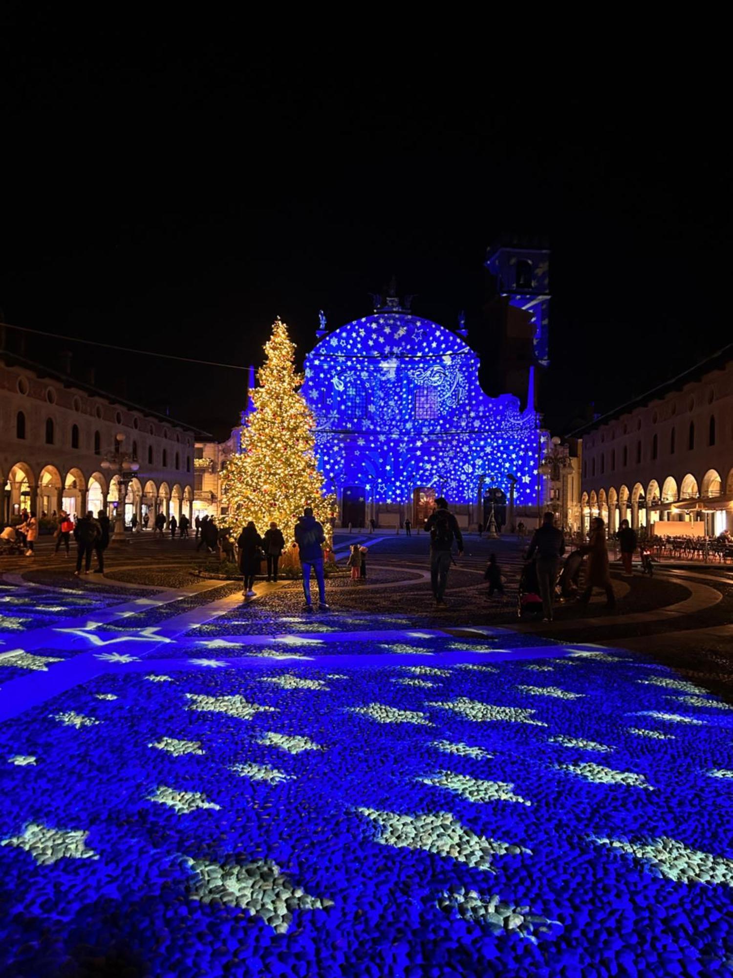 Emma Home Adiacente Alla Piazza Ducale Vigevano Eksteriør billede