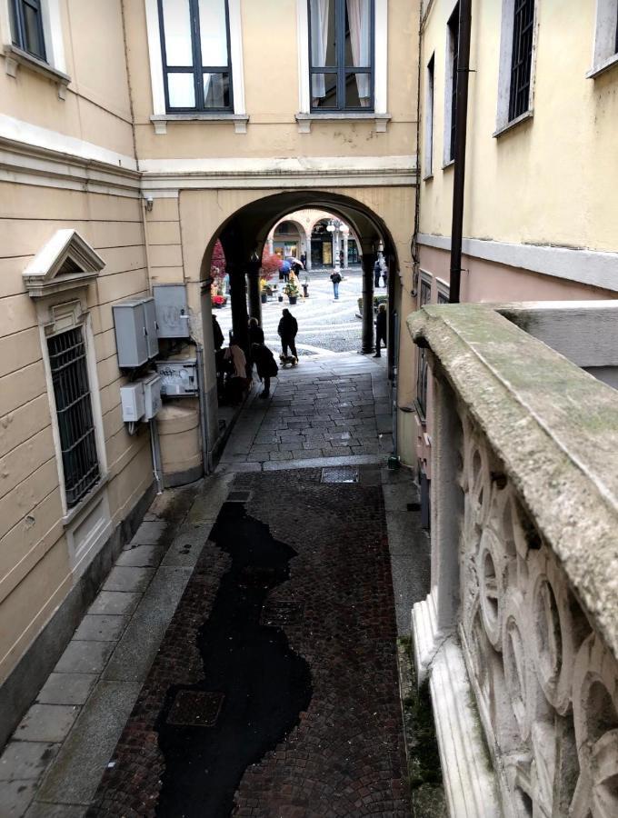Emma Home Adiacente Alla Piazza Ducale Vigevano Eksteriør billede